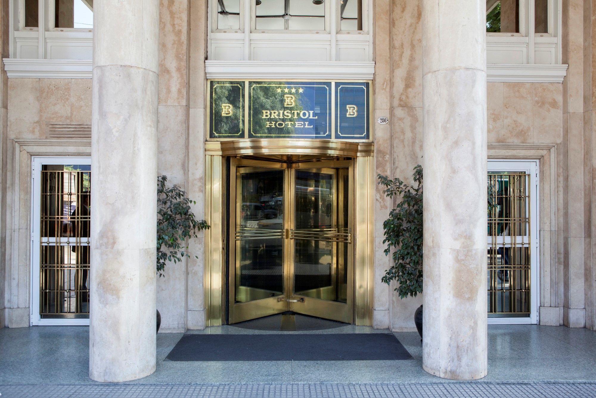 בואנוס איירס Bristol Hotel מראה חיצוני תמונה
